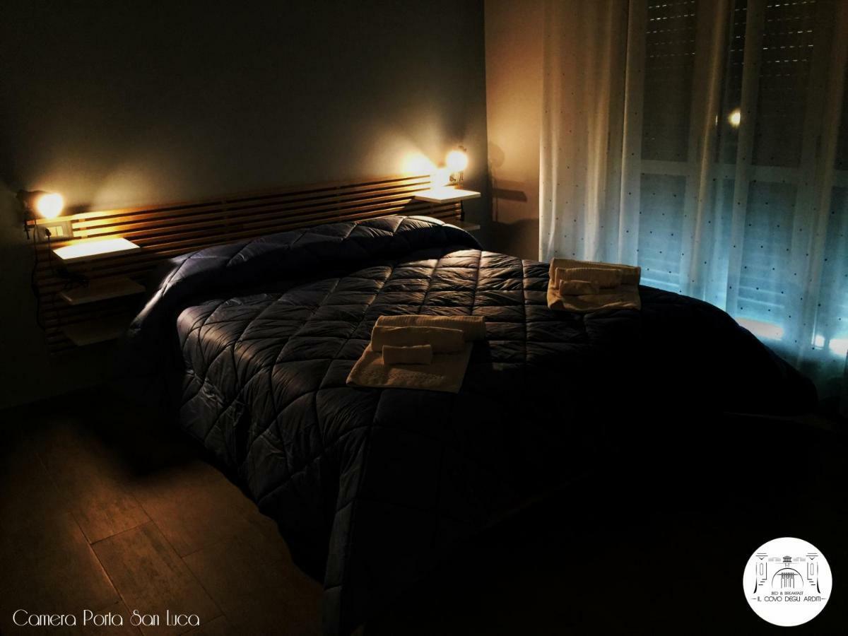 Il Covo Degli Arditi B&B โปเตนซา ภายนอก รูปภาพ